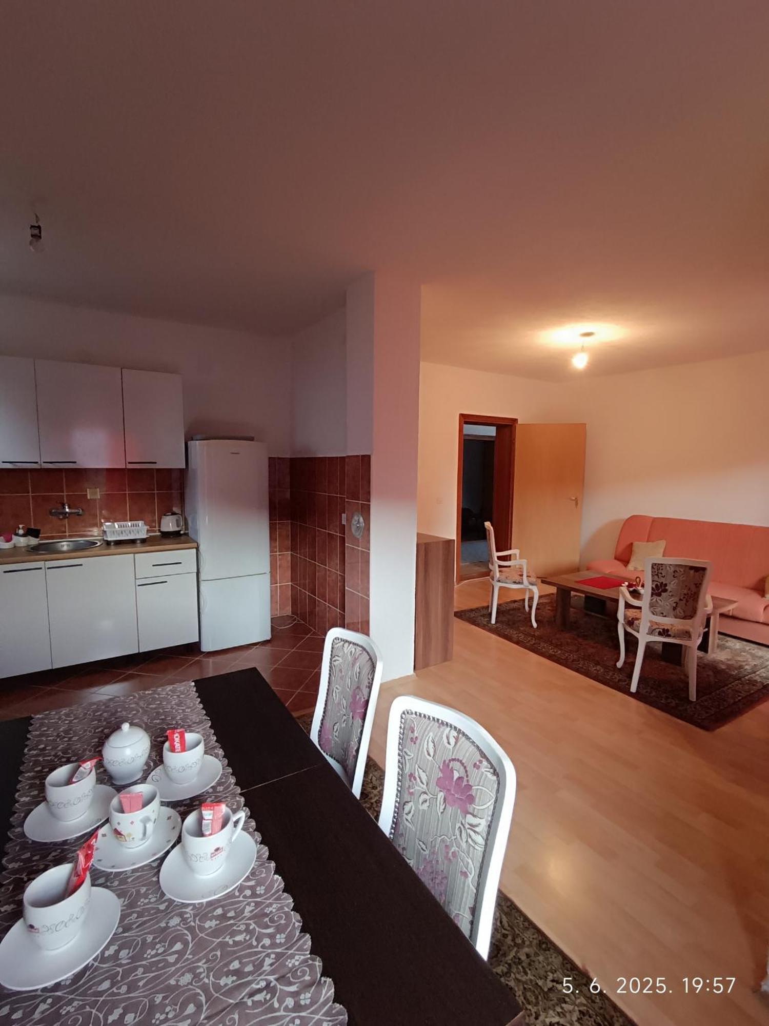 Apartman Asi Mostar Zewnętrze zdjęcie